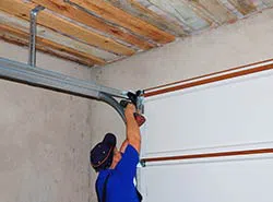 Garage Door & Opener Repairs Casselberry, FL 407-386-2512 - repair-side